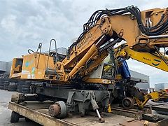 Liebherr A 904 (For parts)