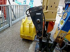 Bobcat - Hammer/ Hydraulikhammer MB250/ 2500/ 3500 - Buchsen-Bolzen-Ausführung - Bagger: 2,5t-6t
