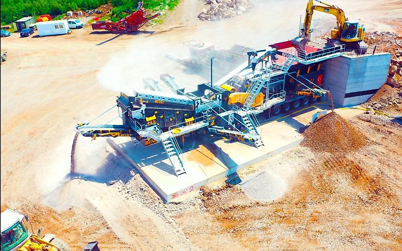 Fabo PRO-150 MOBILE CRUSHING SCREENING PLANT WITH WOBBLER FEEDER