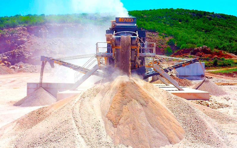 Fabo PRO-150 MOBILE CRUSHING SCREENING PLANT WITH WOBBLER FEEDER