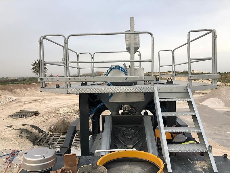 Fabo TURBOMIX-60 MOBILE CONCRETE PLANT WITH PRE-FEEDING SYSTEM