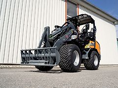 Giant GiANT Radlader G2700 Hoflader | Lader MIETE