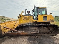 Komatsu D85PX-18
